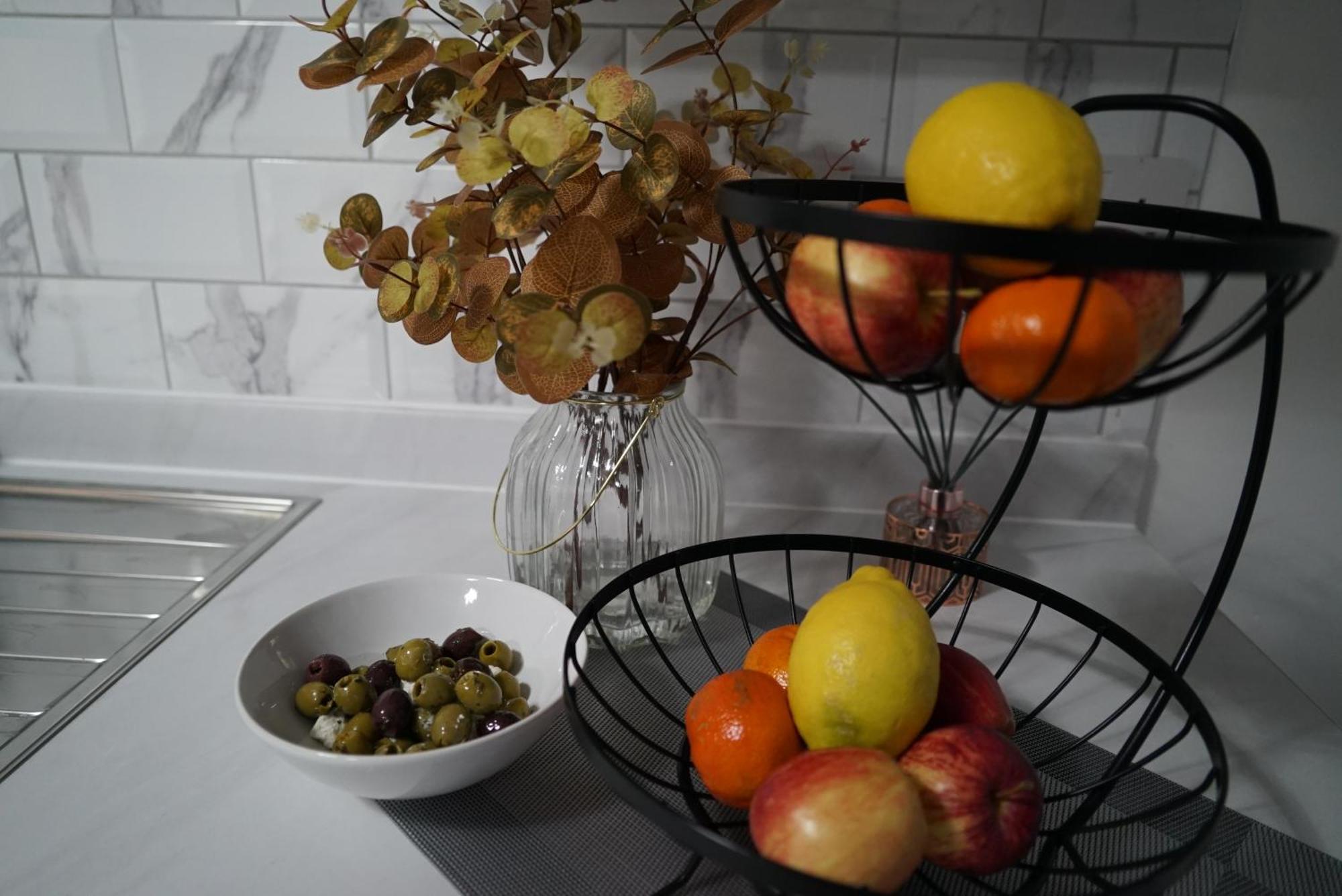 1 & 2 Bed Apartments - Desborough, Kettering, Family, Wifi, Parking エクステリア 写真